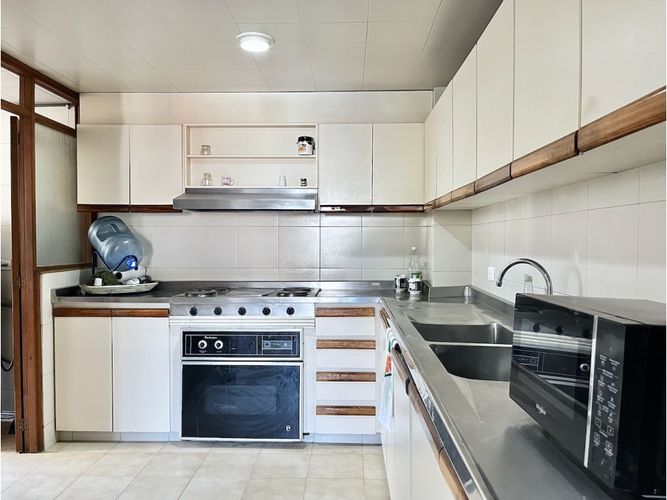 Apartamento de 3 alcobas en venta en Chicó Navarra, Bogotá, 170 m² · foto 6 de 16