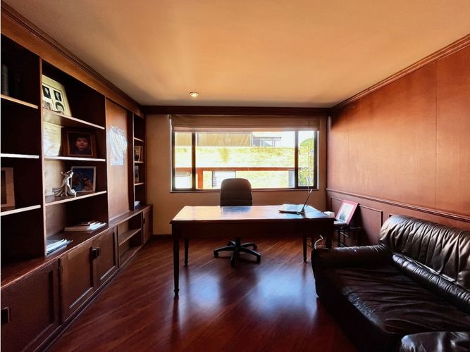 Apartamento de 3 alcobas en venta en Chicó Navarra, Bogotá, 170 m² · foto 8 de 16