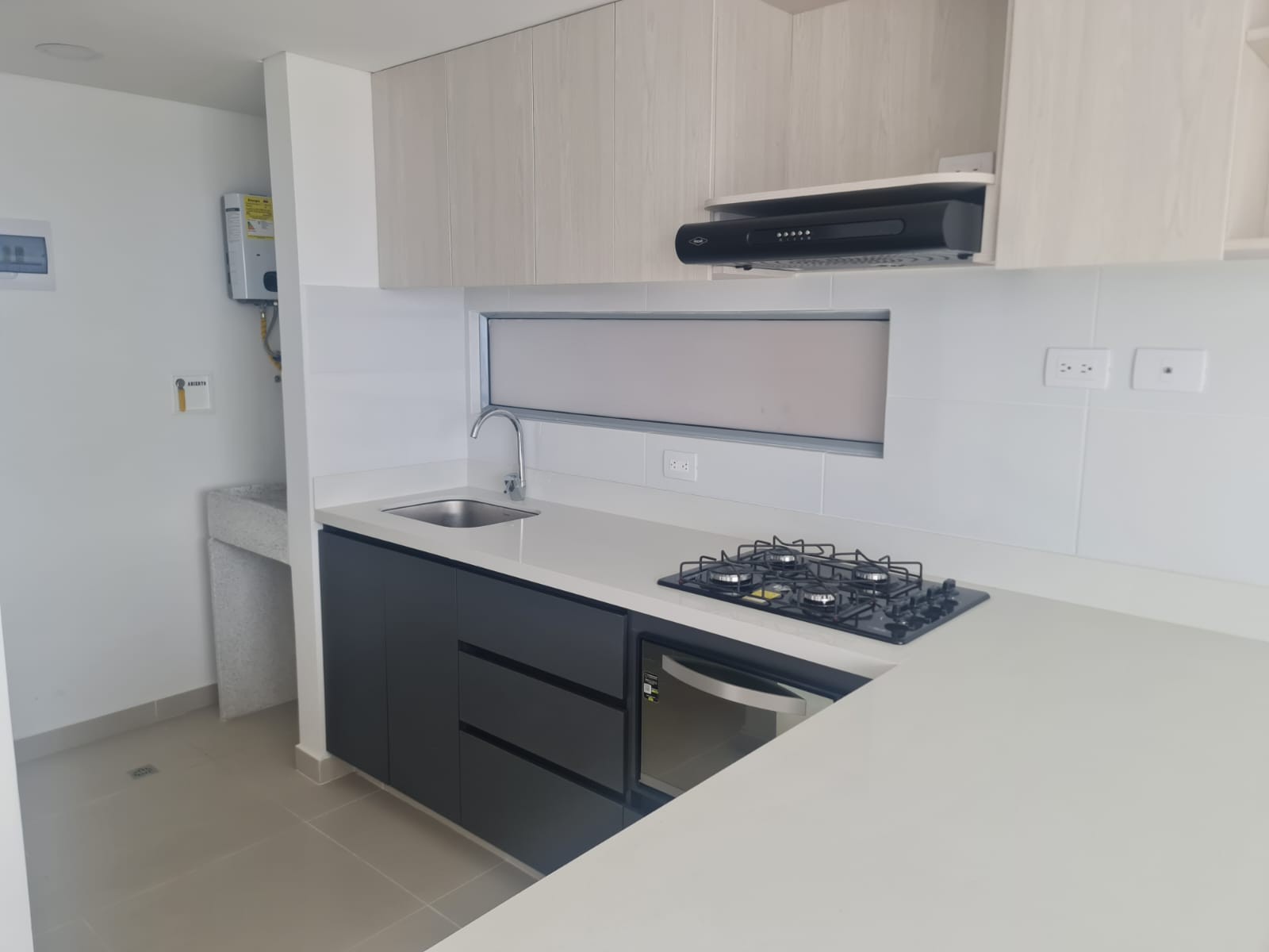 Apartamento en venta en Suramerica, Itagüí · foto 3 de 24