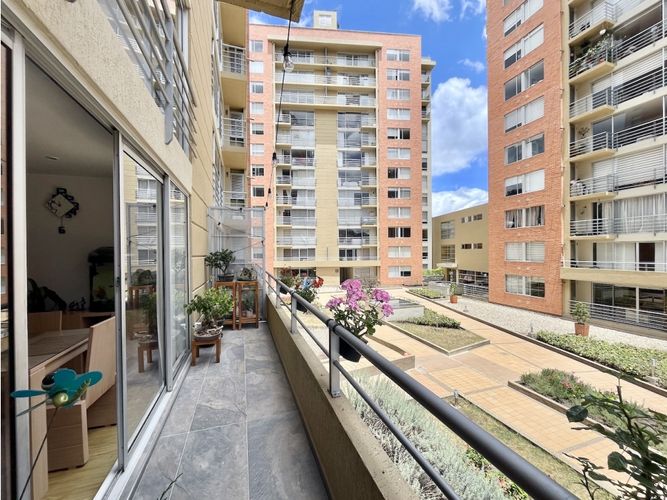 Apartamento de 3 alcobas en venta en Santa Teresa, Bogotá, 64 m² · foto 3 de 21
