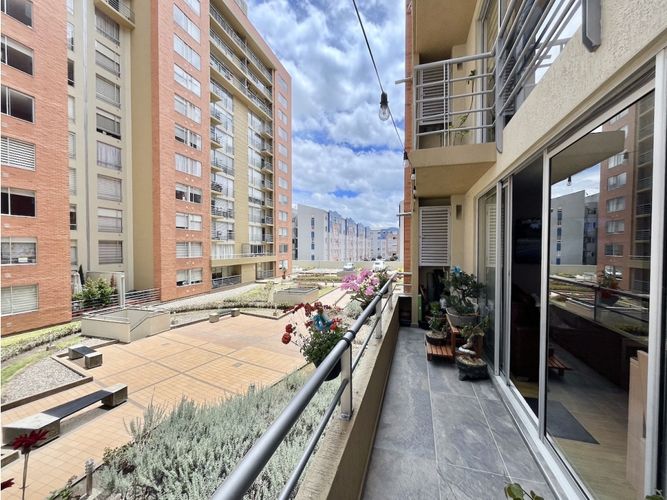 Apartamento de 3 alcobas en venta en Santa Teresa, Bogotá, 64 m² · foto 4 de 21