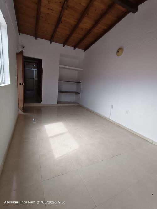 Casa de 3 alcobas en venta en Versalles, Floridablanca, 132 m² · foto 18 de 20