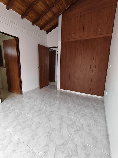 Casa de 3 alcobas en venta en Versalles, Floridablanca, 132 m² · foto 14 de 20