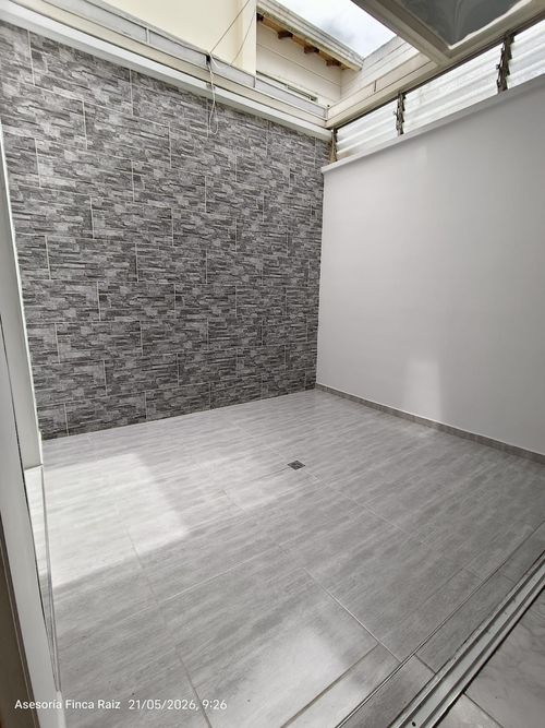 Casa de 3 alcobas en venta en Versalles, Floridablanca, 132 m² · foto 3 de 20