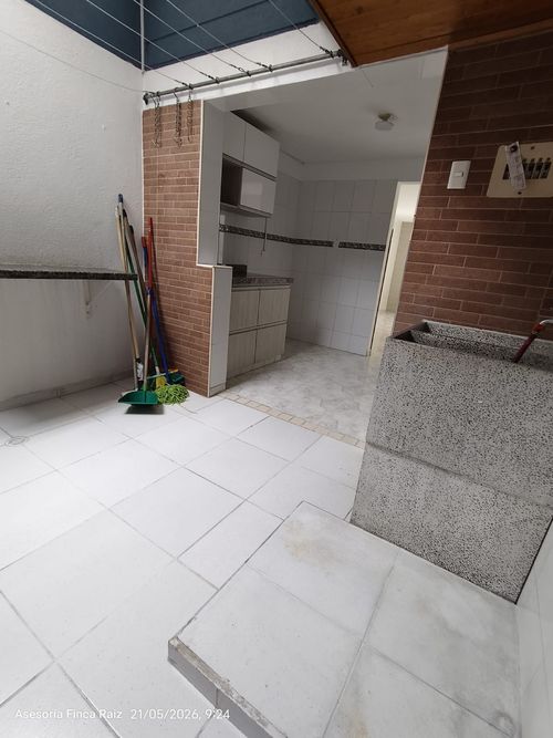 Casa de 3 alcobas en venta en Versalles, Floridablanca, 132 m² · foto 8 de 20