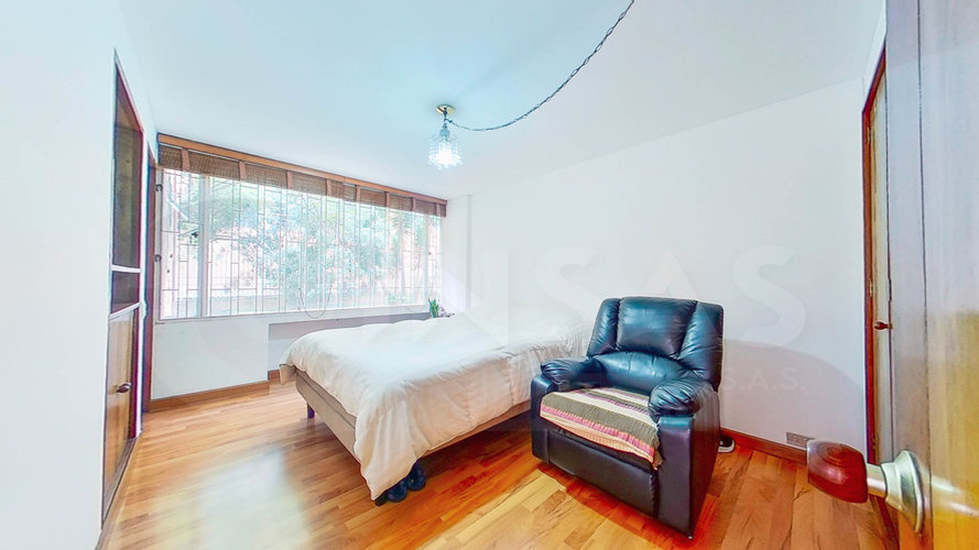 Apartamento de 3 alcobas en venta en Santa Barbara, Bogotá, 145 m² · foto 18 de 22