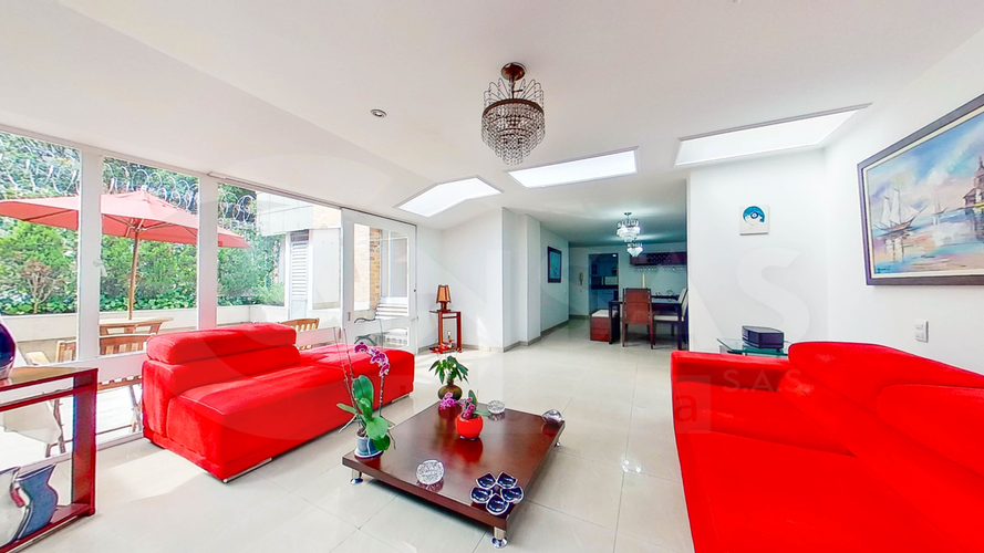 Apartamento de 3 alcobas en venta en Santa Barbara, Bogotá, 145 m² · foto 4 de 22