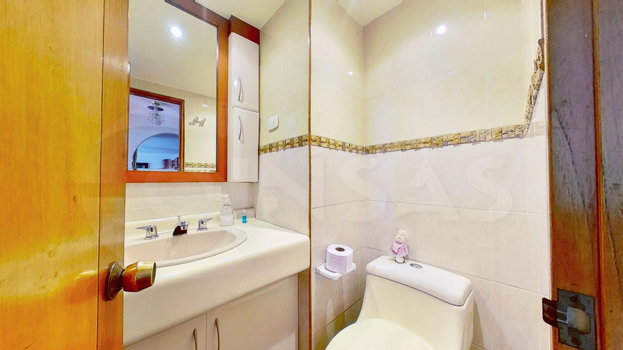 Apartamento de 3 alcobas en venta en Santa Barbara, Bogotá, 145 m² · foto 20 de 22