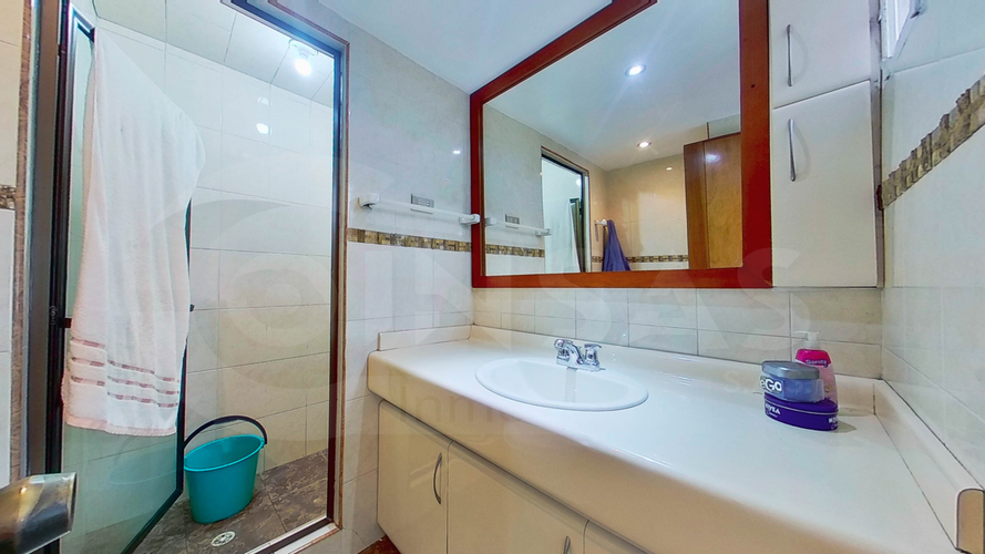 Apartamento de 3 alcobas en venta en Santa Barbara, Bogotá, 145 m² · foto 16 de 22