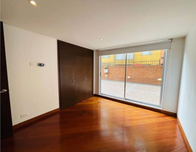 Apartamento de 3 alcobas en venta en Santa Paula, Bogotá, 138 m² · foto 13 de 24