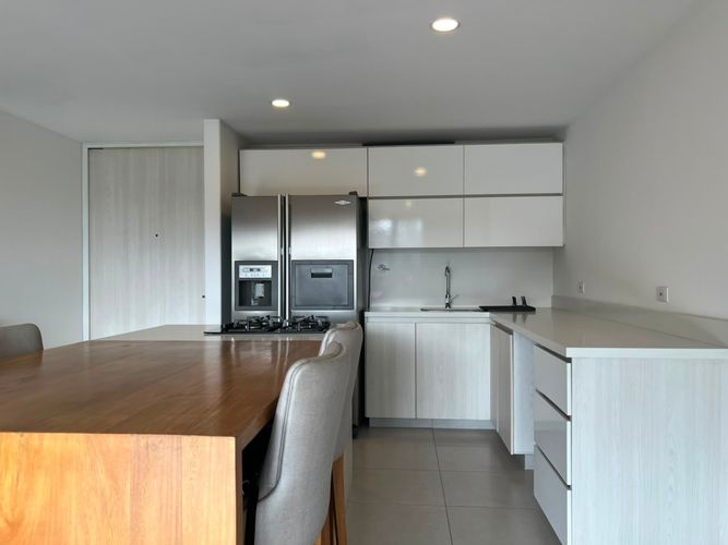 Apartamento de 2 alcobas en arriendo en Loma Del Esmeraldal, Envigado, 82 m² · foto 4 de 16