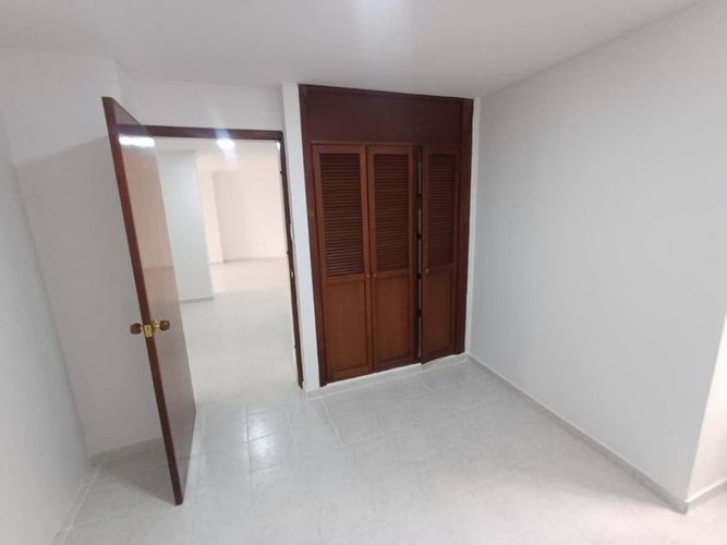 Apartamento de 3 alcobas en venta en La Aurora, Bucaramanga, 105 m² · foto 4 de 17