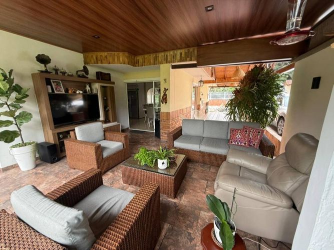 Casa de 4 alcobas en venta en Anillo Vial, Floridablanca, 250 m² · foto 5 de 24