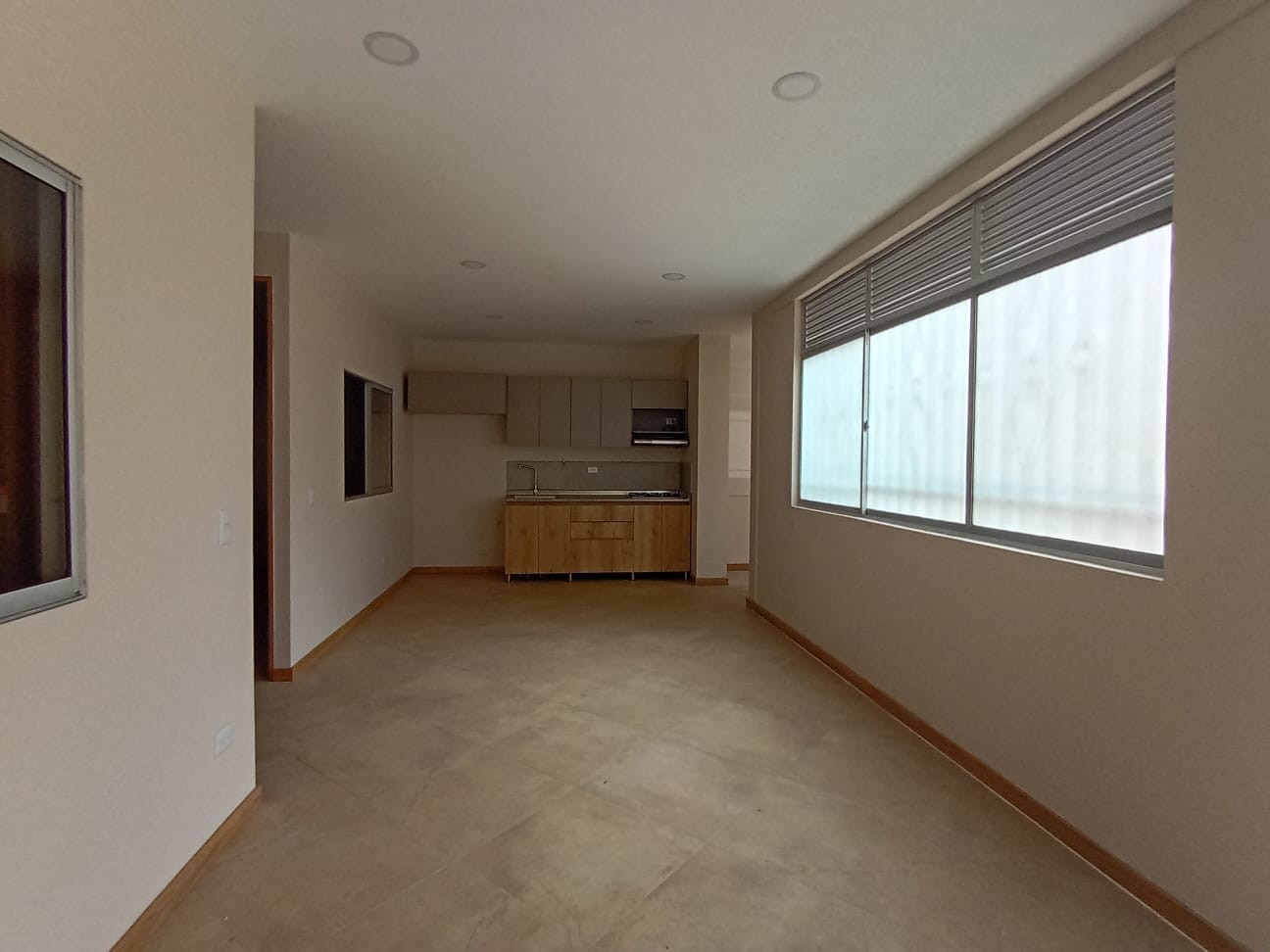 Apartamento en arriendo en Laureles, Medellín · foto 2 de 19