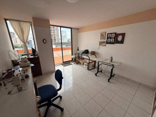 Apartamento de 4 alcobas en venta en Sotomayor, Bucaramanga, 295 m² · foto 7 de 16