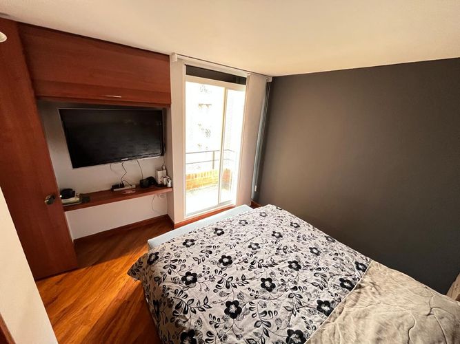 Apartamento en venta en Mazuren, Bogotá · foto 8 de 18
