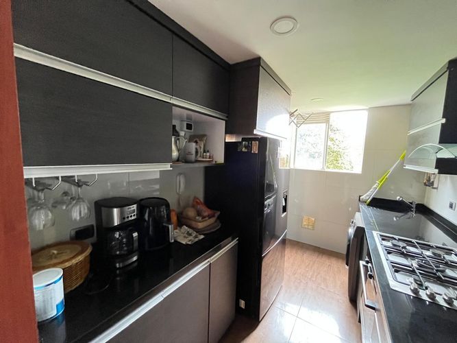 Apartamento en venta en Mazuren, Bogotá · foto 6 de 18