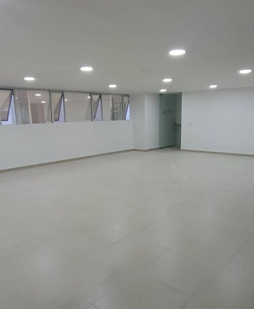 Oficina en arriendo en Mejoras Publicas, Bucaramanga, 223 m² · foto 4 de 7