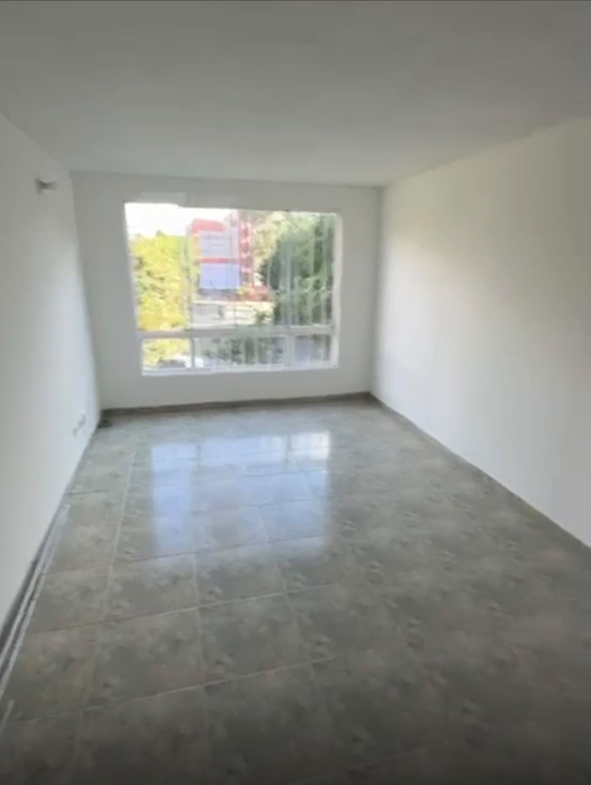 Apartamento en venta en Castilla, Bogotá · foto 2 de 6