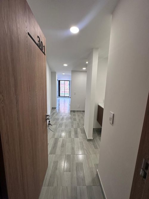 Apartaestudio en venta en Chapinero, Bogotá, 30 m² · foto 2 de 16