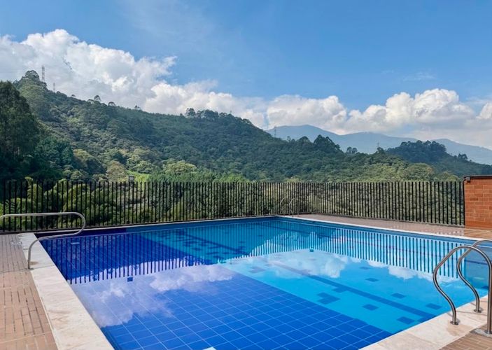 Apartamento de 3 alcobas en venta en San Jose, Sabaneta, 56 m² · foto 15 de 24