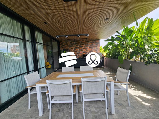 Apartamento de 4 alcobas en venta en El Diamante No. 2, Medellín, 250 m² · foto 21 de 23