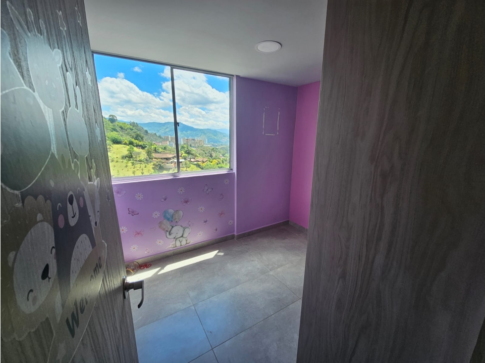 Apartamento en venta en La Inmaculada, La Estrella · foto 11 de 16