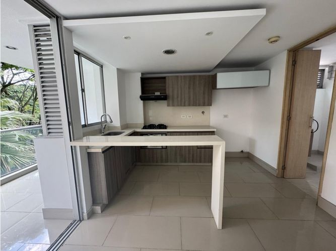 Apartamento de 3 alcobas en venta en Zuñiga, Envigado, 114 m² · foto 2 de 11