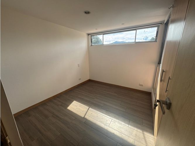 Apartamento de 3 alcobas en venta en Zuñiga, Envigado, 114 m² · foto 5 de 11