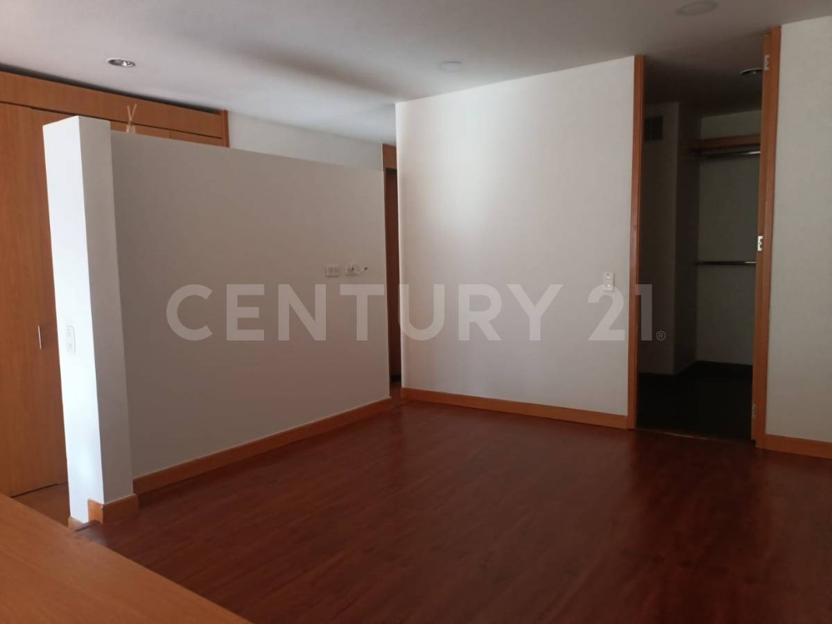 Apartamento en venta en Chapinero, Bogotá · foto 7 de 19