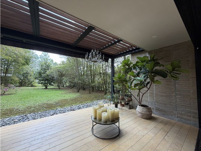 Casa de 3 alcobas en venta en Llano Grande, Rionegro, 215 m² · foto 4 de 19