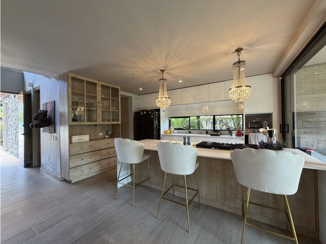 Casa de 3 alcobas en venta en Llano Grande, Rionegro, 215 m² · foto 7 de 19