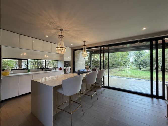 Casa de 3 alcobas en venta en Llano Grande, Rionegro, 215 m² · foto 8 de 19
