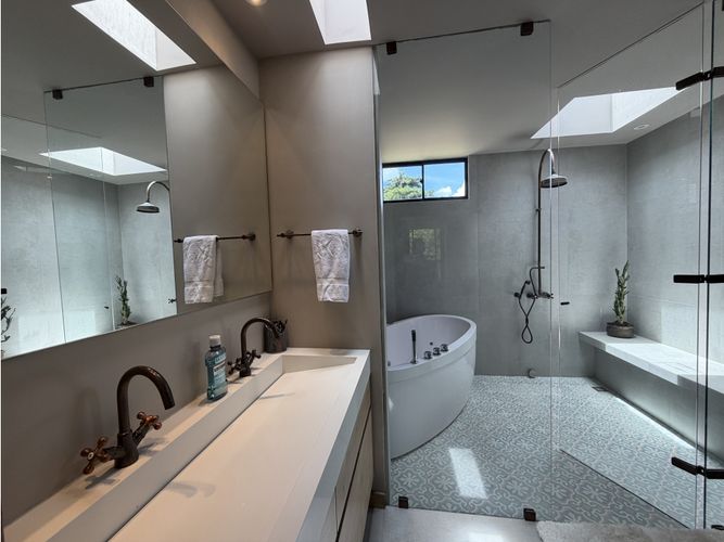 Casa de 3 alcobas en venta en Llano Grande, Rionegro, 215 m² · foto 14 de 19