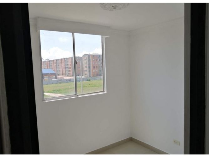 Apartamento de 3 alcobas en venta en Campo Verde, Bogotá, 47 m² · foto 4 de 13