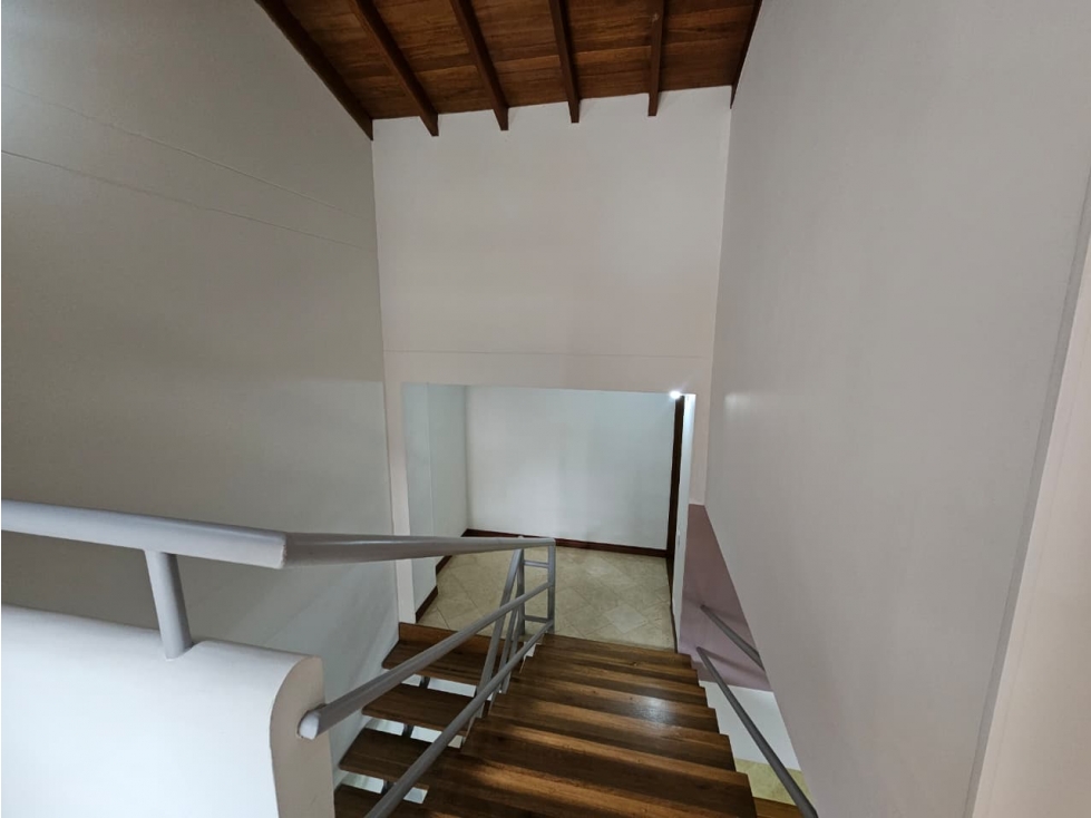 Casa en arriendo en El Poblado, Medellín · foto 18 de 24