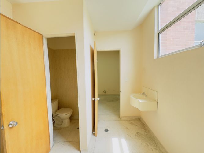 Consultorio en venta en Tunja, Tunja, 31 m² · foto 8 de 16