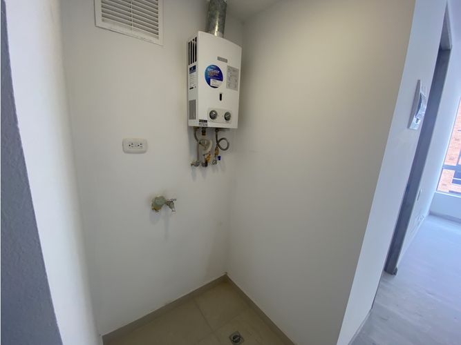 Apartamento en venta en Casa Blanca, Bogotá · foto 2 de 14
