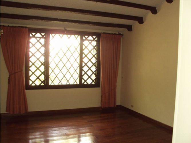 Casa de 4 alcobas en venta en Ciudad Jardin Norte, Bogotá, 781 m² · foto 11 de 24