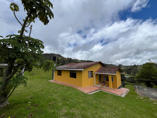 Casa en venta en Santa Helena, La Calera · foto 2 de 13