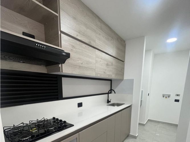Oficina en arriendo en Urbanizacion Remansos De San Lucas, Envigado, 65 m² · foto 4 de 13