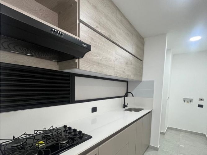 Oficina en arriendo en Urbanizacion Remansos De San Lucas, Envigado, 65 m² · foto 7 de 13