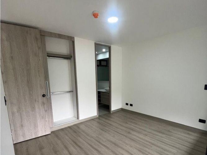 Oficina en arriendo en Urbanizacion Remansos De San Lucas, Envigado, 65 m² · foto 8 de 13