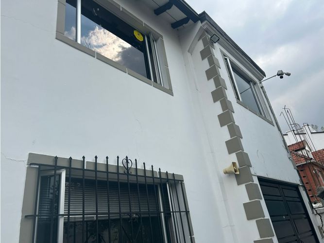 Casa de 6 alcobas en venta en Teusaquillo, Bogotá, 317 m² · foto 2 de 13