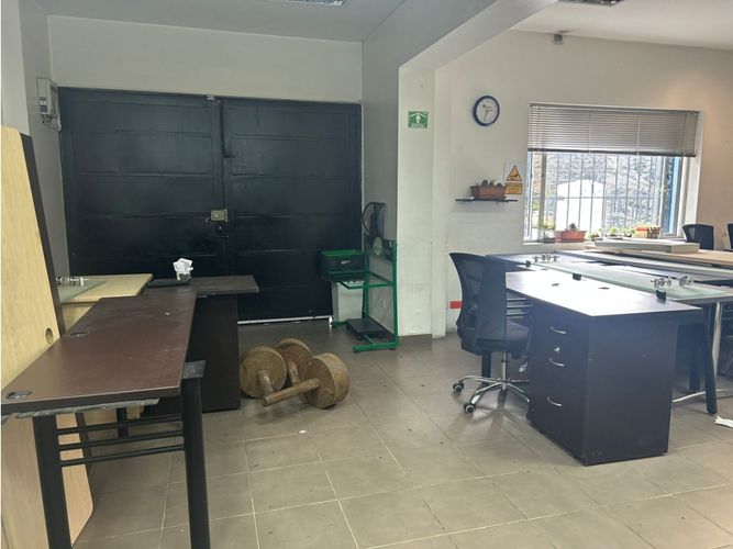 Casa de 6 alcobas en venta en Teusaquillo, Bogotá, 317 m² · foto 9 de 13