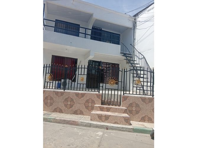 Casa en venta en El Socorro, Cartagena · foto 2 de 5