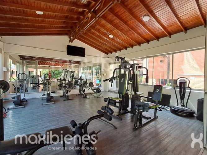Apartamento de 4 alcobas en arriendo en Los Balsos, Medellín, 200 m² · foto 15 de 15