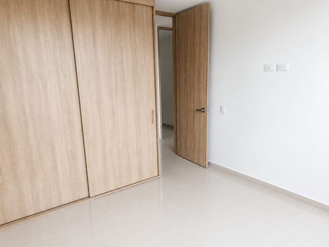 Apartamento de 3 alcobas en venta en Cañaveral, Floridablanca, 100 m² · foto 4 de 15