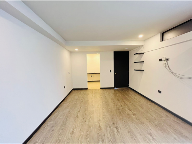 Casa de 5 alcobas en venta en Carvajal, Bogotá, 242 m² · foto 7 de 24