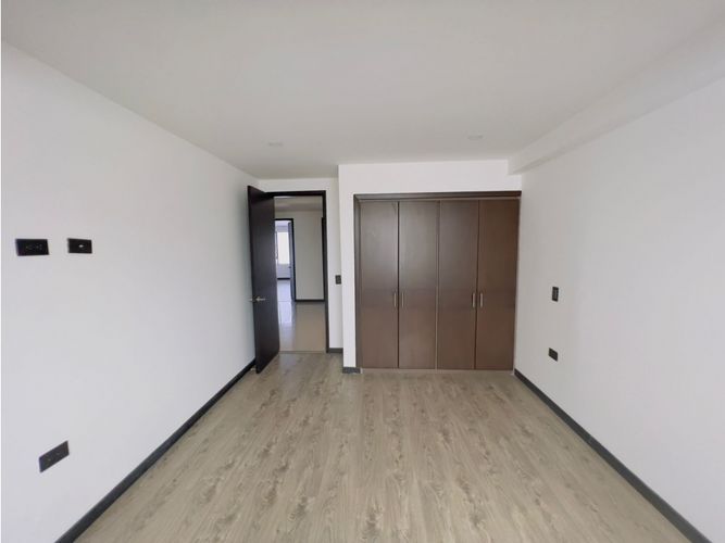 Casa de 5 alcobas en venta en Carvajal, Bogotá, 242 m² · foto 12 de 24